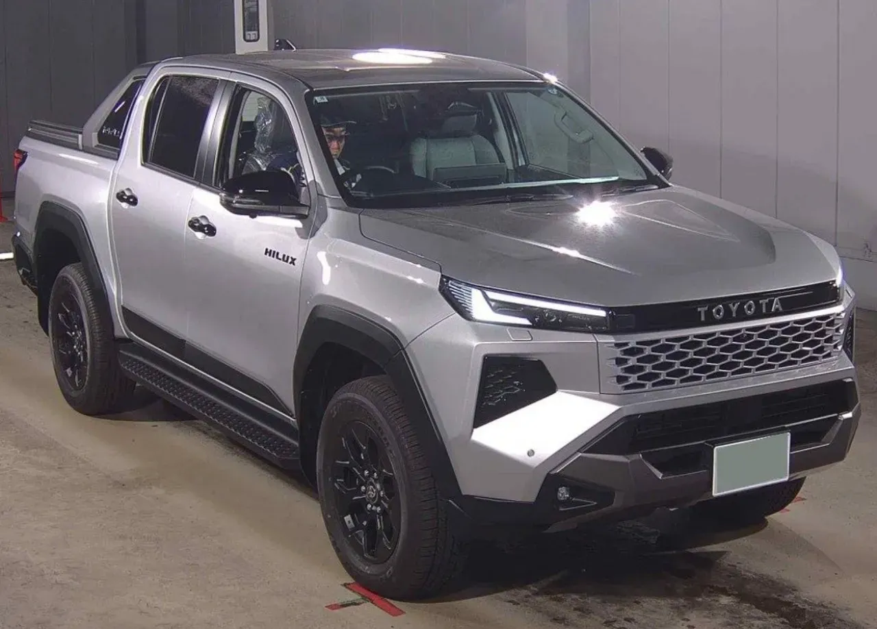 2027 Toyota Hilux 2.8 Kıbrıs | KKTC İkinci El Satılık Araba - Fotoğraf 1