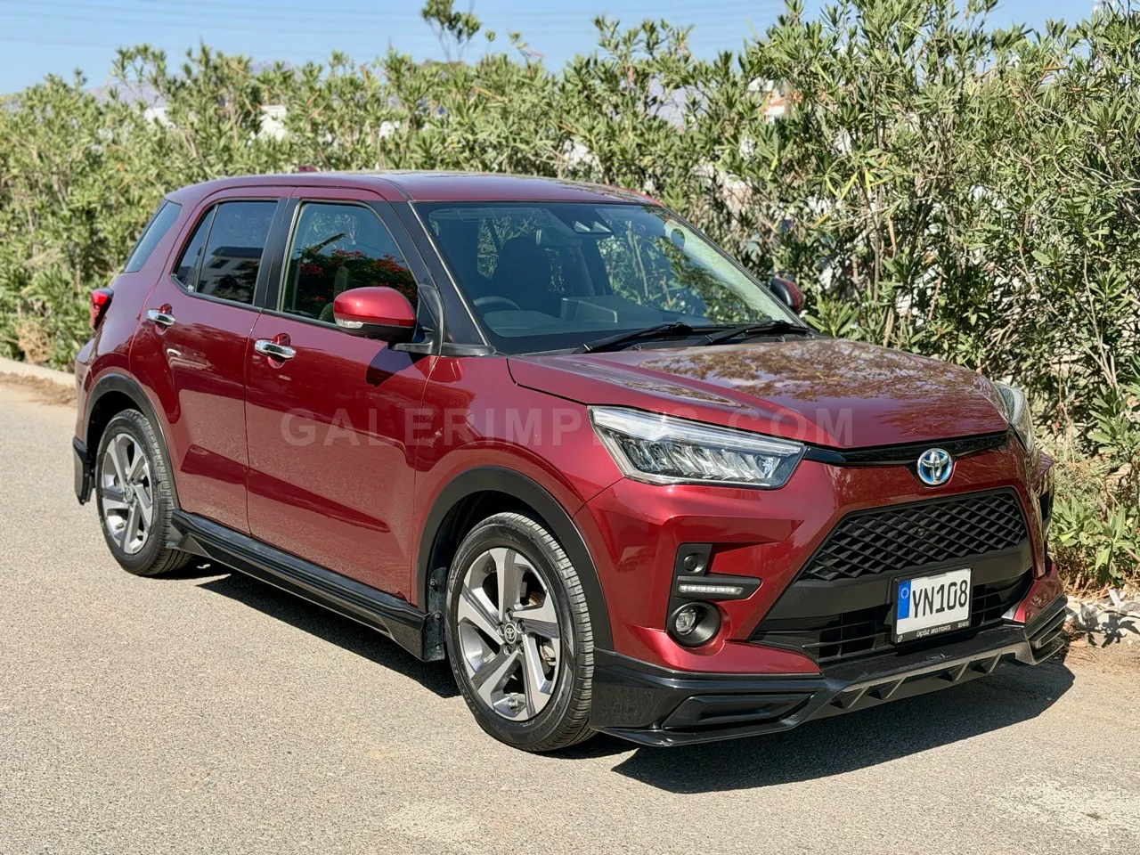 2022 Toyota Raize 1.2 e-Smart Hybrid Kıbrıs | KKTC İkinci El Satılık Araba - Fotoğraf 1