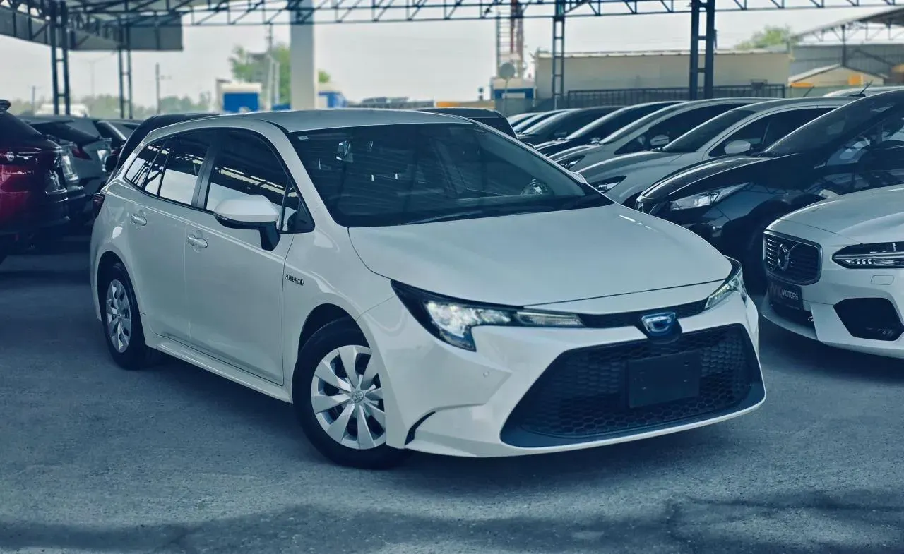 2021 Toyota Corolla 1.8 Hybrid Kıbrıs | KKTC İkinci El Satılık Araba - Fotoğraf 1
