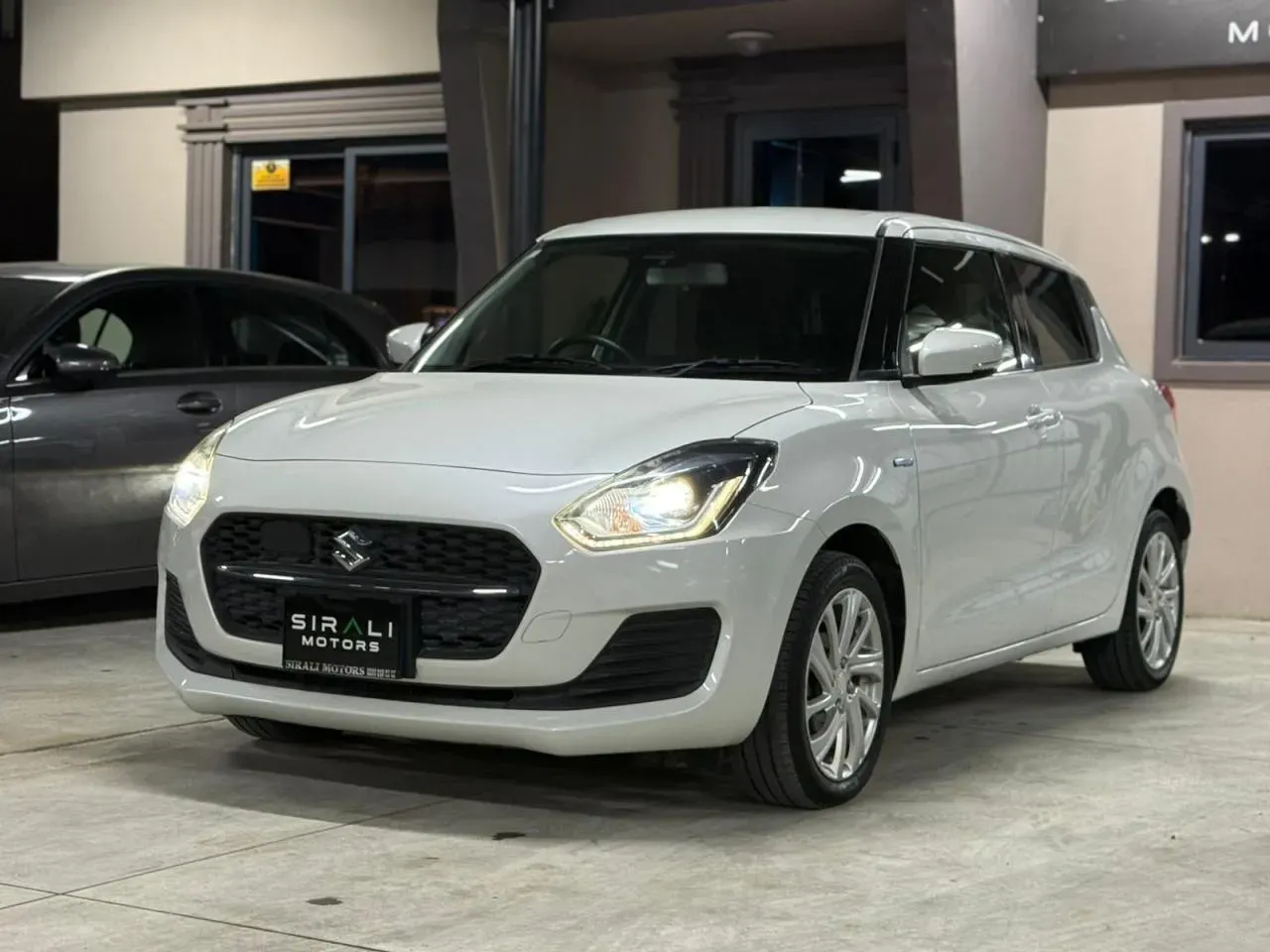 2021 Suzuki Swift 1.2 Hybrid Kıbrıs | KKTC İkinci El Satılık Araba - Fotoğraf 1