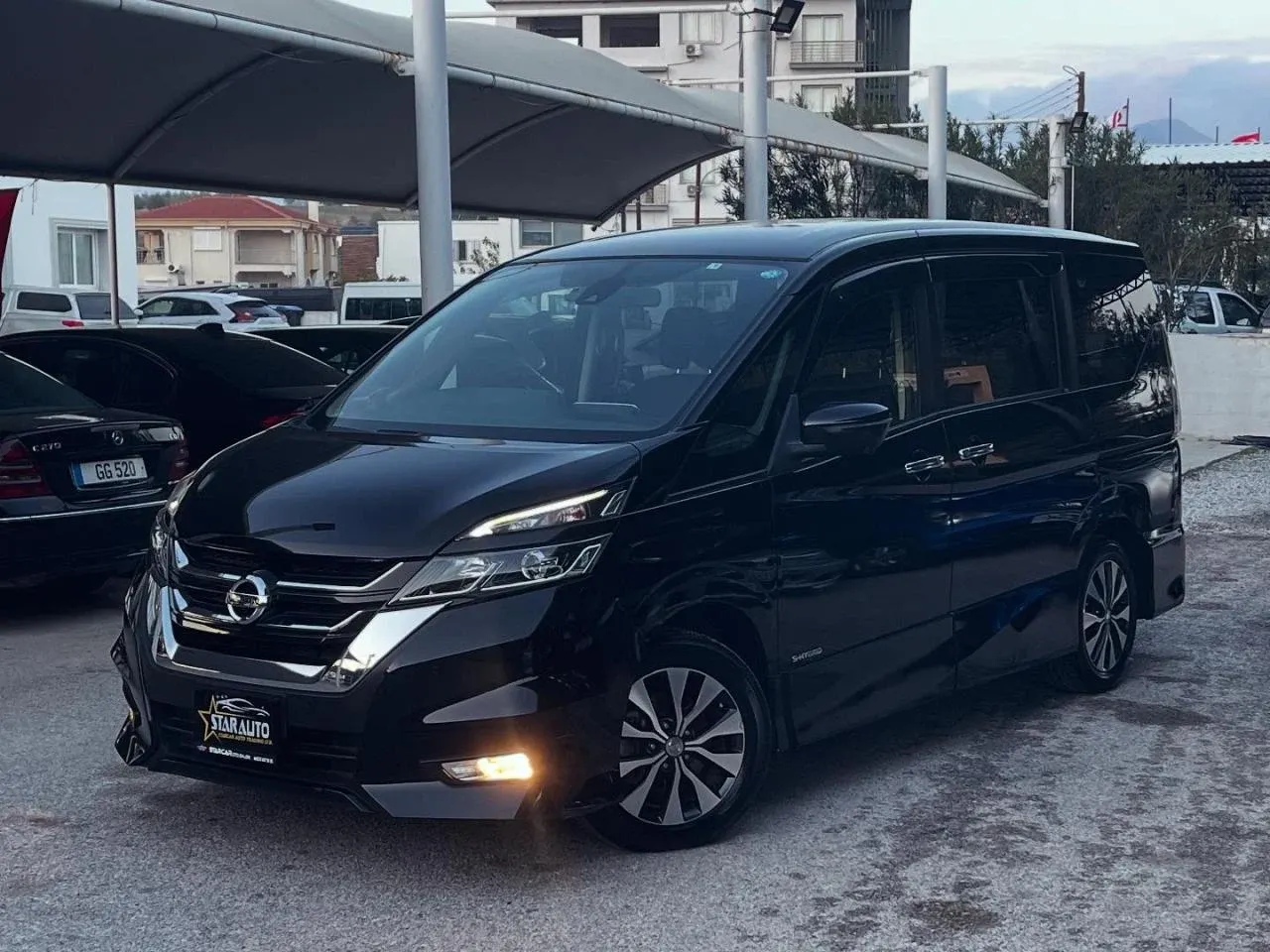 2020 Nissan Serena Kıbrıs | KKTC İkinci El Satılık Araba - Fotoğraf 1