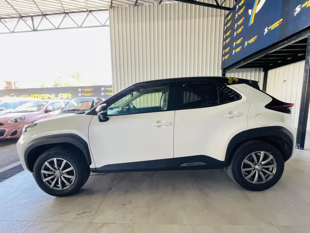 2022 Toyota Yaris Cross 1.5 Hybrid Kıbrıs | KKTC İkinci El Satılık Araba - Fotoğraf 1