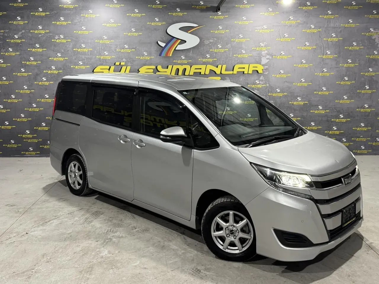 2022 Toyota Noah Noah Kıbrıs | KKTC İkinci El Satılık Araba - Fotoğraf 1