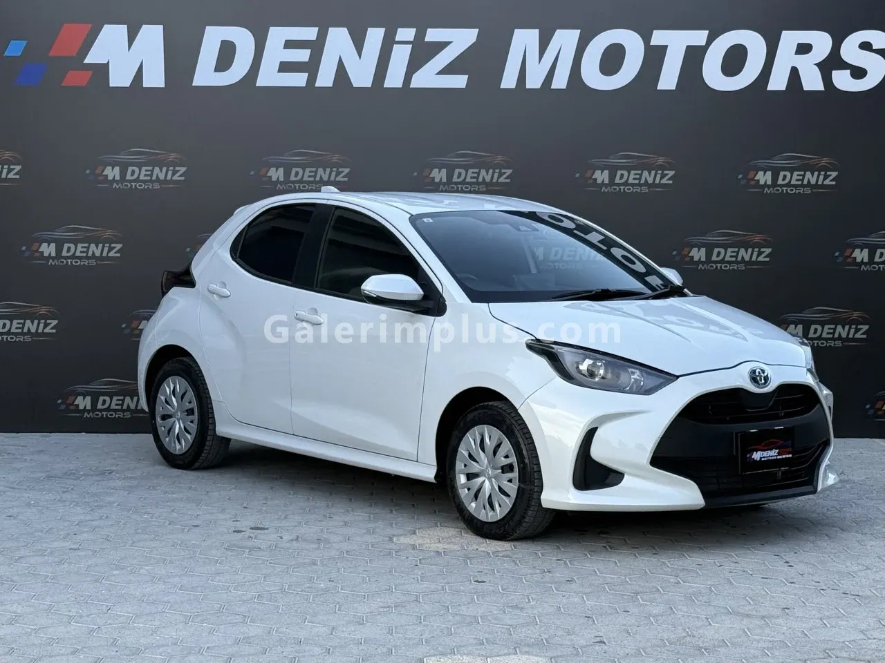 2024 Toyota Yaris 1.5 Hybrid Kıbrıs | KKTC İkinci El Satılık Araba - Fotoğraf 1