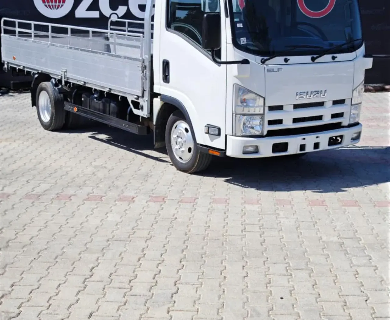 2014 Isuzu Kamyon & Elf Kıbrıs | KKTC İkinci El Satılık Araba - Fotoğraf 1