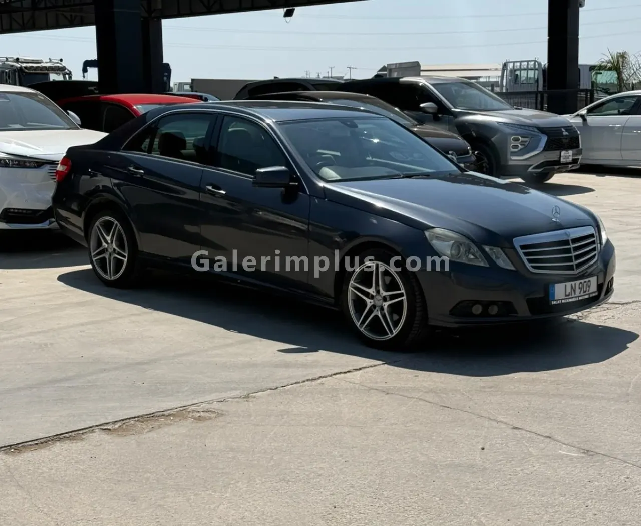 2011 Mercedes-Benz E Serisi E 200 Kıbrıs | KKTC İkinci El Satılık Araba - Fotoğraf 1