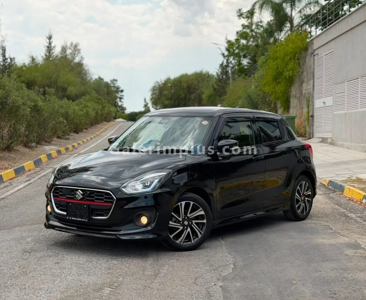 2023 Suzuki Swift 1.2 Kıbrıs | KKTC İkinci El Satılık Araba - Fotoğraf 1