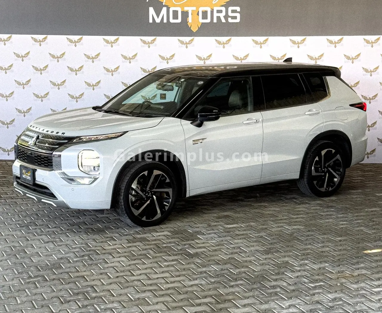 2023 Mitsubishi Outlander 2.4 Kıbrıs | KKTC İkinci El Satılık Araba - Fotoğraf 1