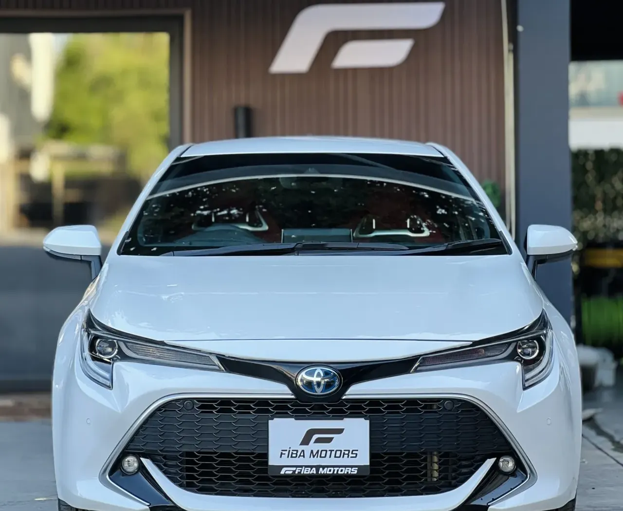 2021 Toyota Corolla 1.8 Hybrid Kıbrıs | KKTC İkinci El Satılık Araba - Fotoğraf 1
