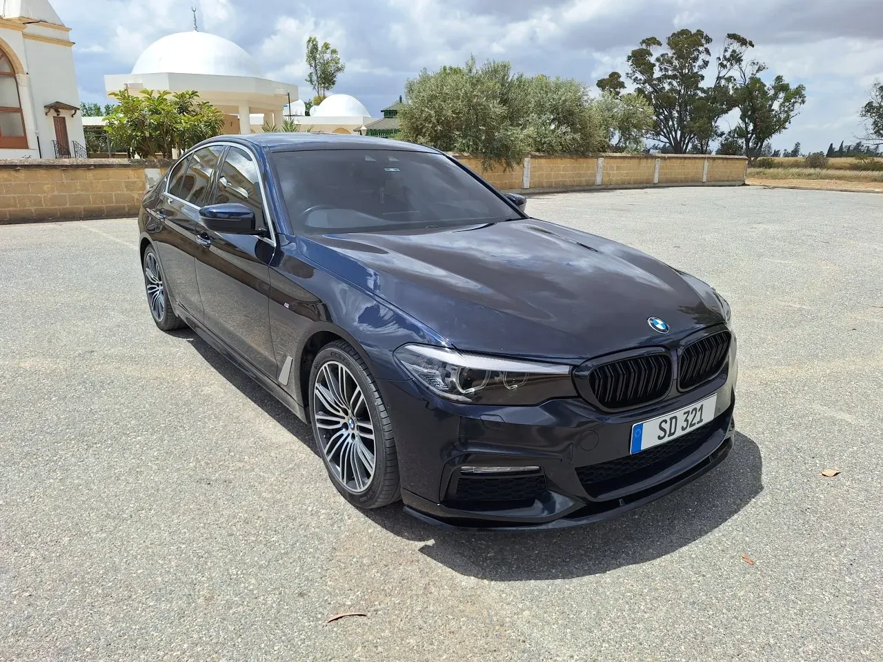 2017 BMW 5 Serisi 520d M Sport Kıbrıs | KKTC İkinci El Satılık Araba - Fotoğraf 1