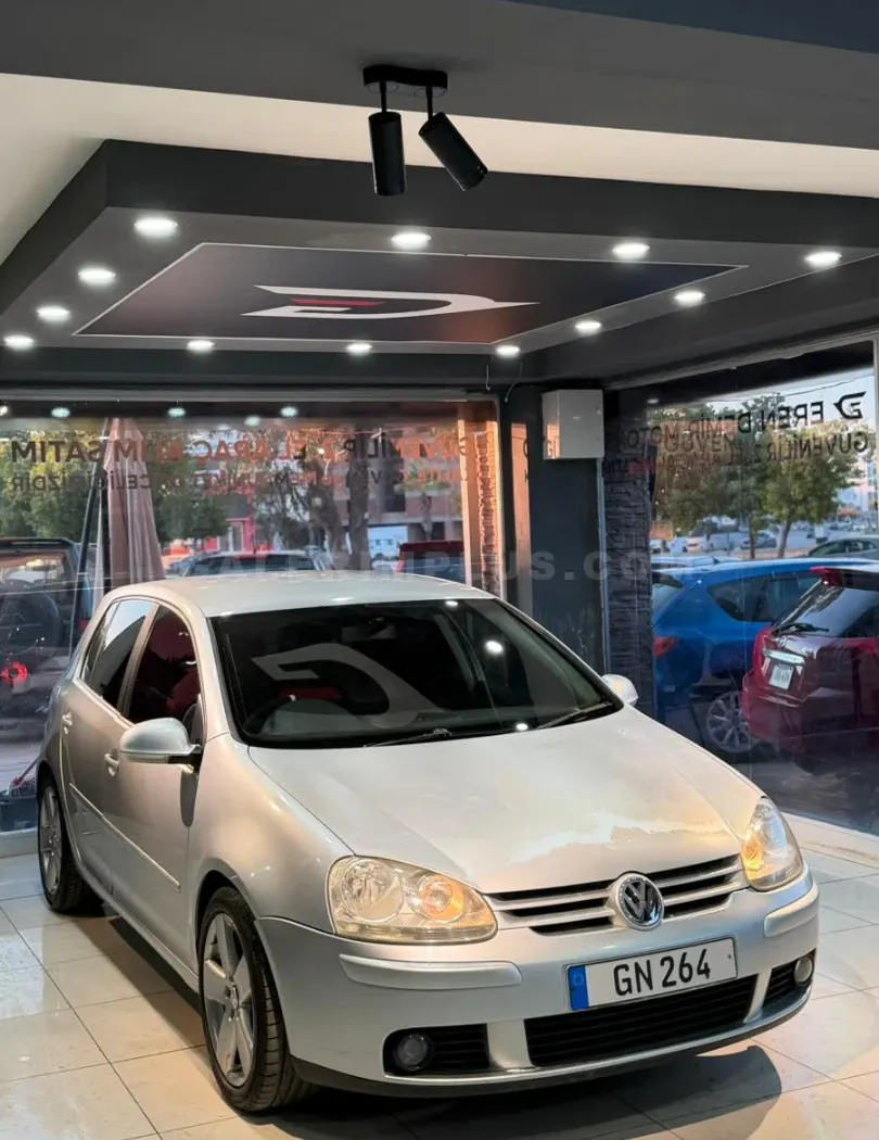 2005 Volkswagen Golf 1.6 FSI Kıbrıs | KKTC İkinci El Satılık Araba - Fotoğraf 1