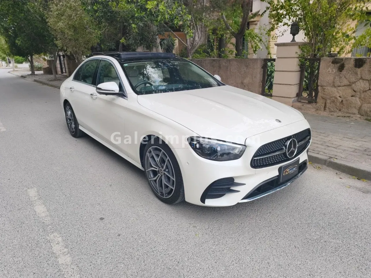 2021 Mercedes-Benz E Serisi E 220 d Kıbrıs | KKTC İkinci El Satılık Araba - Fotoğraf 1