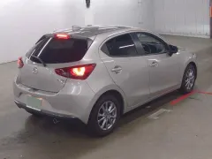 2022 Mazda Mazda 2 1.5 Sky-G Kıbrıs | KKTC İkinci El Satılık Araba - Thumbnail 6