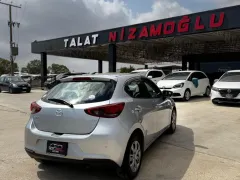 2021 Mazda Mazda 2 1.5 Sky-G Kıbrıs | KKTC İkinci El Satılık Araba - Thumbnail 6