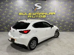 2022 Mazda Mazda 2 1.5 Sky-G Kıbrıs | KKTC İkinci El Satılık Araba - Thumbnail 4