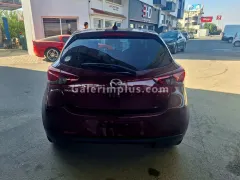 2023 Mazda 2 1.5 Sky-G Kıbrıs | KKTC İkinci El Satılık Araba - Thumbnail 4