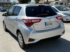 2019 Toyota Vitz 1.0 i 16V Kıbrıs | KKTC İkinci El Satılık Araba - Thumbnail 4