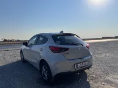 2022 Mazda Mazda 2 1.5 Kıbrıs | KKTC İkinci El Satılık Araba - Thumbnail 2