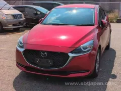 2022 Mazda Mazda 2 1.5 Sky-G Kıbrıs | KKTC İkinci El Satılık Araba - Thumbnail 3
