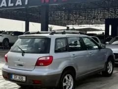 2005 Mitsubishi Outlander 2.4 Kıbrıs | KKTC İkinci El Satılık Araba - Thumbnail 5