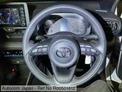 2023 Toyota Yaris 1.5 Kıbrıs | KKTC İkinci El Satılık Araba - Thumbnail 2