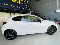 2022 Mazda Mazda 2 1.5 Sky-G Kıbrıs | KKTC İkinci El Satılık Araba - Thumbnail 3