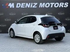 2024 Toyota Yaris 1.5 Hybrid Kıbrıs | KKTC İkinci El Satılık Araba - Thumbnail 5