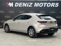 2023 Mazda Mazda 3 1.5 SkyActive-G Kıbrıs | KKTC İkinci El Satılık Araba - Thumbnail 4