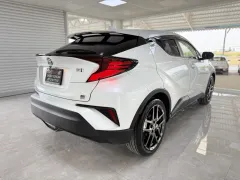 2022 Toyota C-HR 1.8 Hybrid Kıbrıs | KKTC İkinci El Satılık Araba - Thumbnail 5