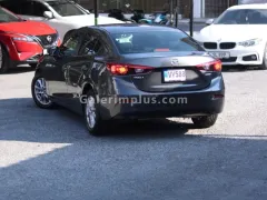 2019 Mazda Axela  Kıbrıs | KKTC İkinci El Satılık Araba - Thumbnail 6