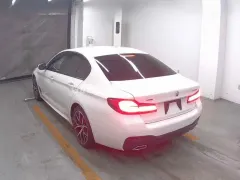 2023 BMW 5 Serisi 523 d xDrive Kıbrıs | KKTC İkinci El Satılık Araba - Thumbnail 2