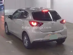 2022 Mazda 2 1.5 Sky-G Kıbrıs | KKTC İkinci El Satılık Araba - Thumbnail 3