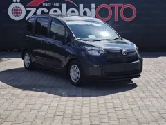 2023 Toyota Sienta Sienta 1.5 Hybrid CVT Kıbrıs | KKTC İkinci El Satılık Araba - Thumbnail 1