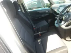 2022 Nissan Serena  Kıbrıs | KKTC İkinci El Satılık Araba - Thumbnail 4