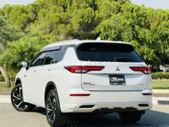 2022 Mitsubishi Outlander 2.4 Kıbrıs | KKTC İkinci El Satılık Araba - Thumbnail 4
