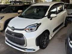 2023 Toyota Sienta Sienta 1.5 Hybrid CVT Kıbrıs | KKTC İkinci El Satılık Araba - Thumbnail 1