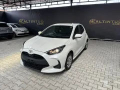 2022 Toyota Yaris 1.5 Kıbrıs | KKTC İkinci El Satılık Araba - Thumbnail 2