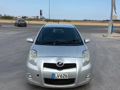 2010 Toyota Vitz 1.0 i 16V Automatic Kıbrıs | KKTC İkinci El Satılık Araba - Thumbnail 3