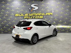 2022 Mazda Mazda 2 1.5 Sky-G Kıbrıs | KKTC İkinci El Satılık Araba - Thumbnail 4