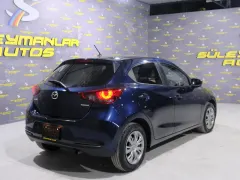 2021 Mazda Mazda 2 1.5 Sky-G Kıbrıs | KKTC İkinci El Satılık Araba - Thumbnail 4