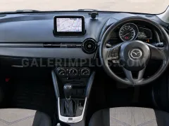 2016 Mazda Demio 1.3 Skyactiv-G Kıbrıs | KKTC İkinci El Satılık Araba - Thumbnail 6