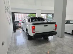 155 Isuzu 155 D-Max  Kıbrıs | KKTC İkinci El Satılık Araba - Thumbnail 4