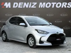 2021 Toyota Yaris 1.5 Hybrid Kıbrıs | KKTC İkinci El Satılık Araba - Thumbnail 1