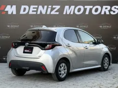 2021 Toyota Yaris 1.5 Hybrid Kıbrıs | KKTC İkinci El Satılık Araba - Thumbnail 6