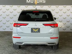 2023 Mitsubishi Outlander 2.4 Kıbrıs | KKTC İkinci El Satılık Araba - Thumbnail 4