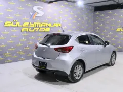 2021 Mazda Mazda 2 1.5 Sky-G Kıbrıs | KKTC İkinci El Satılık Araba - Thumbnail 4