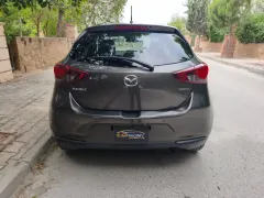 2021 Mazda Mazda 2 1.5 Sky-G Kıbrıs | KKTC İkinci El Satılık Araba - Thumbnail 4