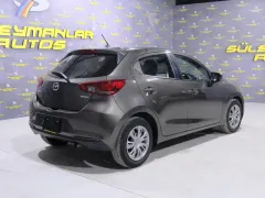 2021 Mazda Mazda 2 1.5 Sky-G Kıbrıs | KKTC İkinci El Satılık Araba - Thumbnail 4