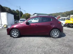 2022 Mazda Mazda 2 1.5 Sky-G Kıbrıs | KKTC İkinci El Satılık Araba - Thumbnail 3