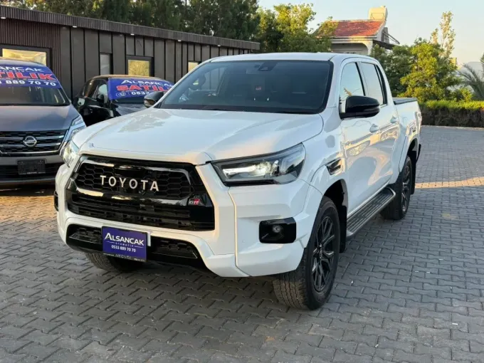 2022 Toyota Hilux Benzin Otomatik Girne İlan görseli - GalerimPlus